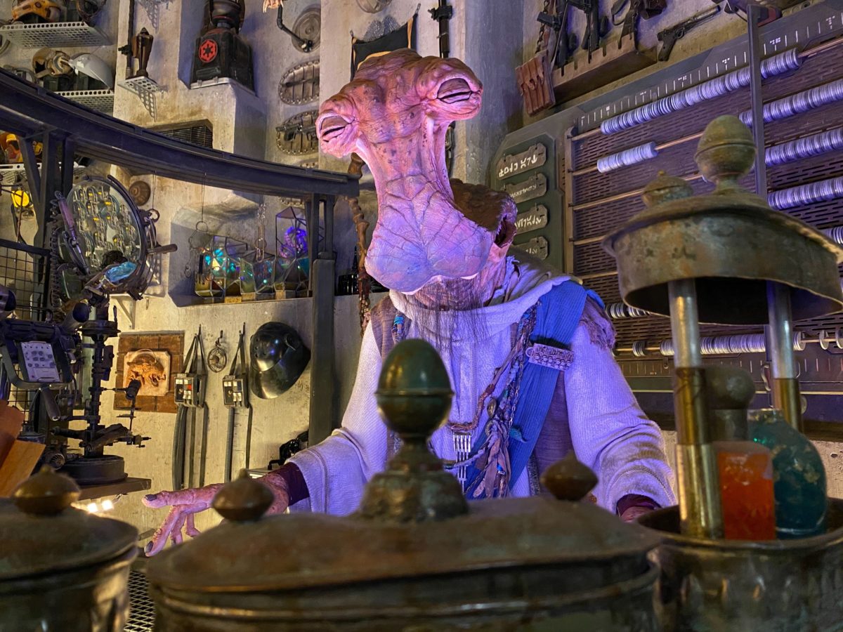 Dok-Ondar's Den of Antiquities Reopens with Social Distancing at Star Wars: Galaxy’s Edge in Disney’s Hollywood Studios