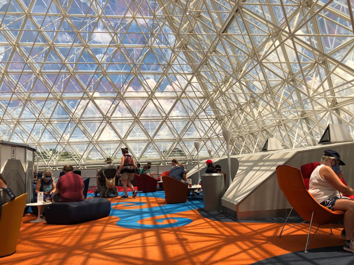 dvc lounge at epcot reopens