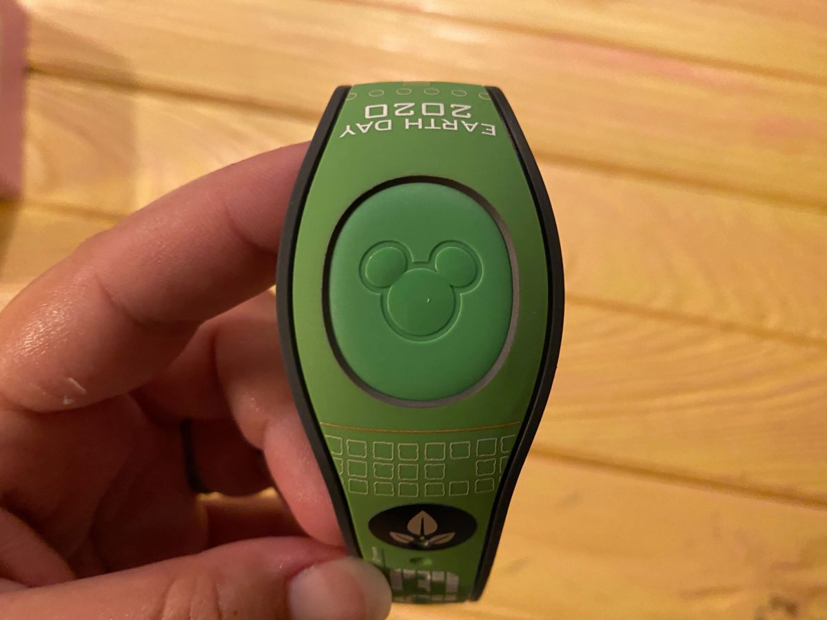 earth day 2020 limited edition magicband eve discovery trading company disneys animal kingdom 4