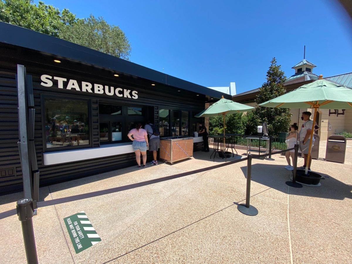 https://wdwnt-buzzy.s3.amazonaws.com/2020/07/epcot-starbucks-4-1200x900.jpg