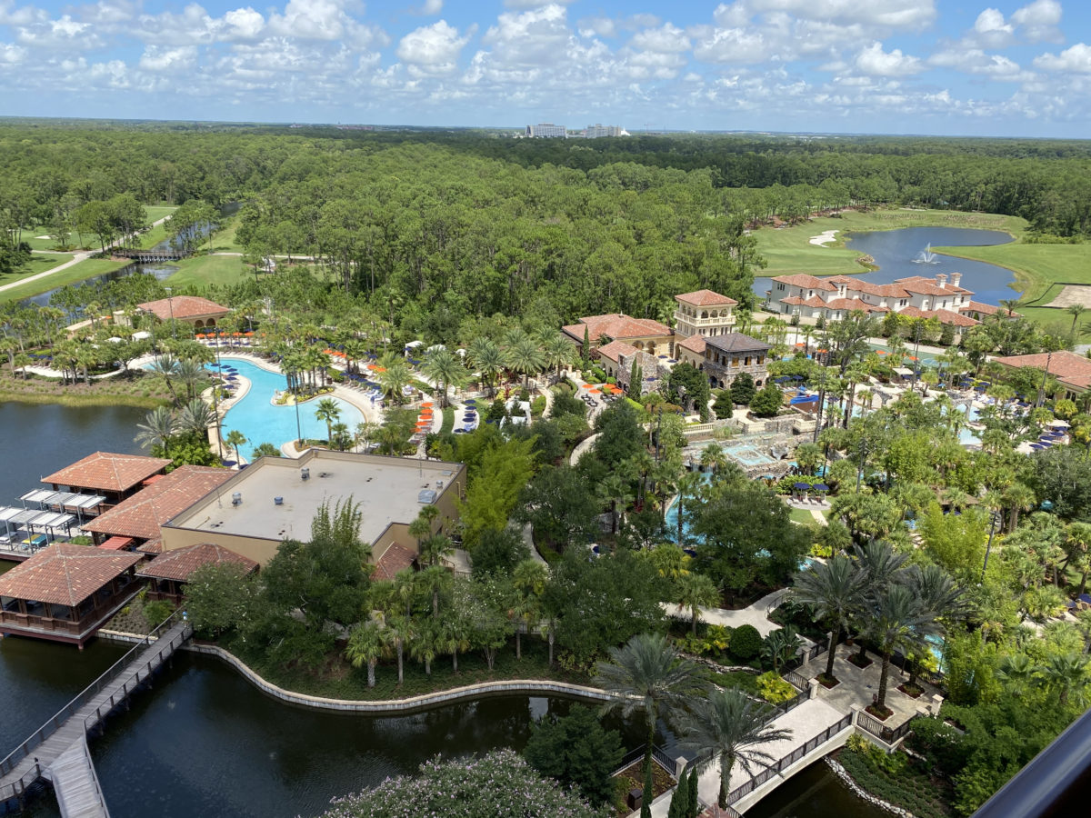 Deluxe Lake View Room Tour at Four Seasons July 29, 2020