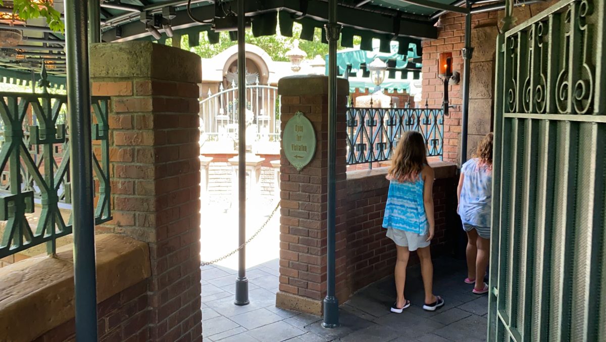 haunted mansion reopening stretching room july 7 6