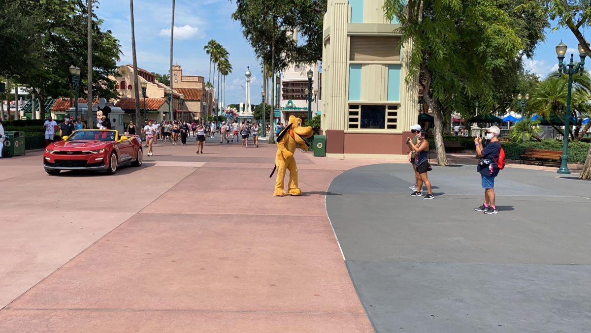 mickey hollywood studios calvacade