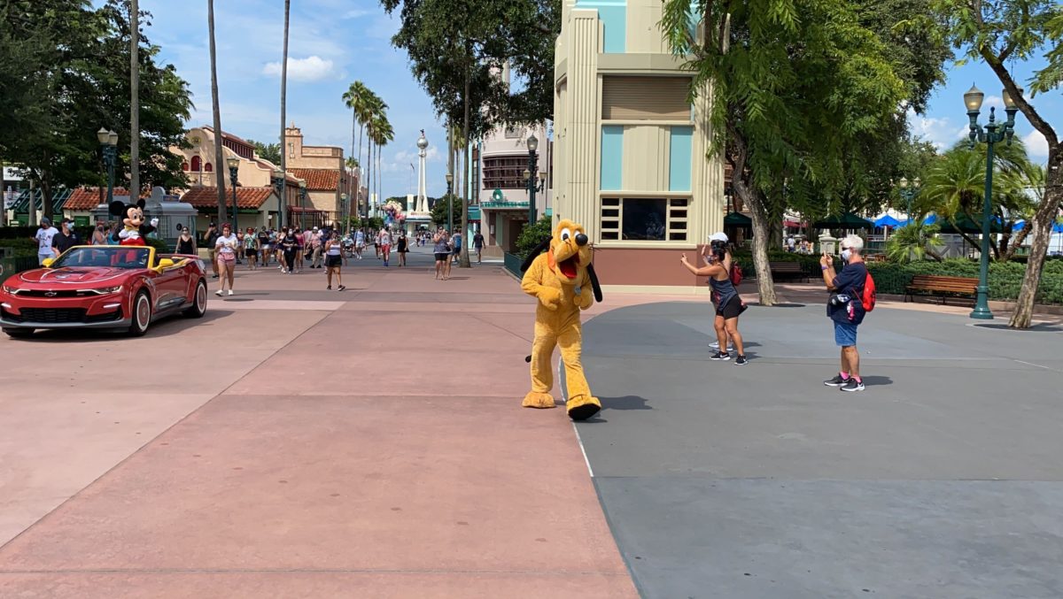 mickey hollywood studios calvacade