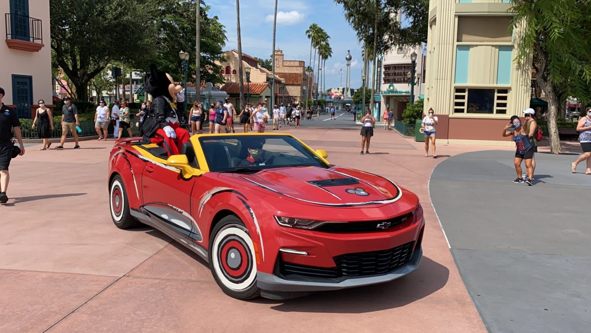 mickey hollywood studios calvacade