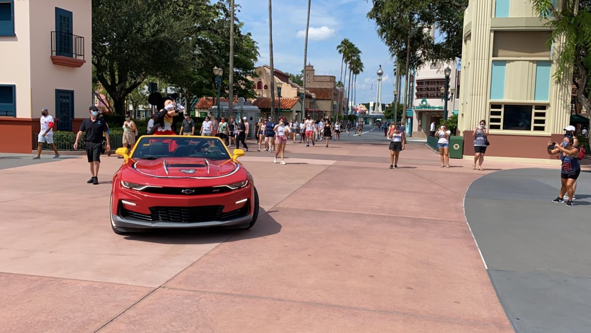 mickey hollywood studios calvacade