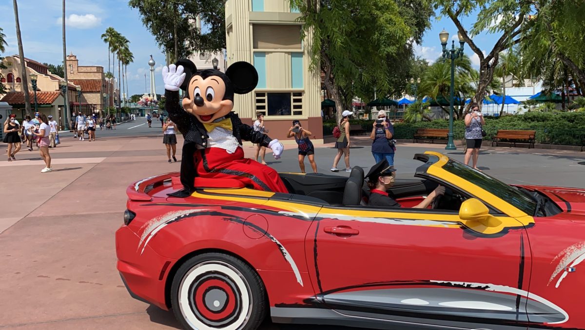 mickey hollywood studios calvacade