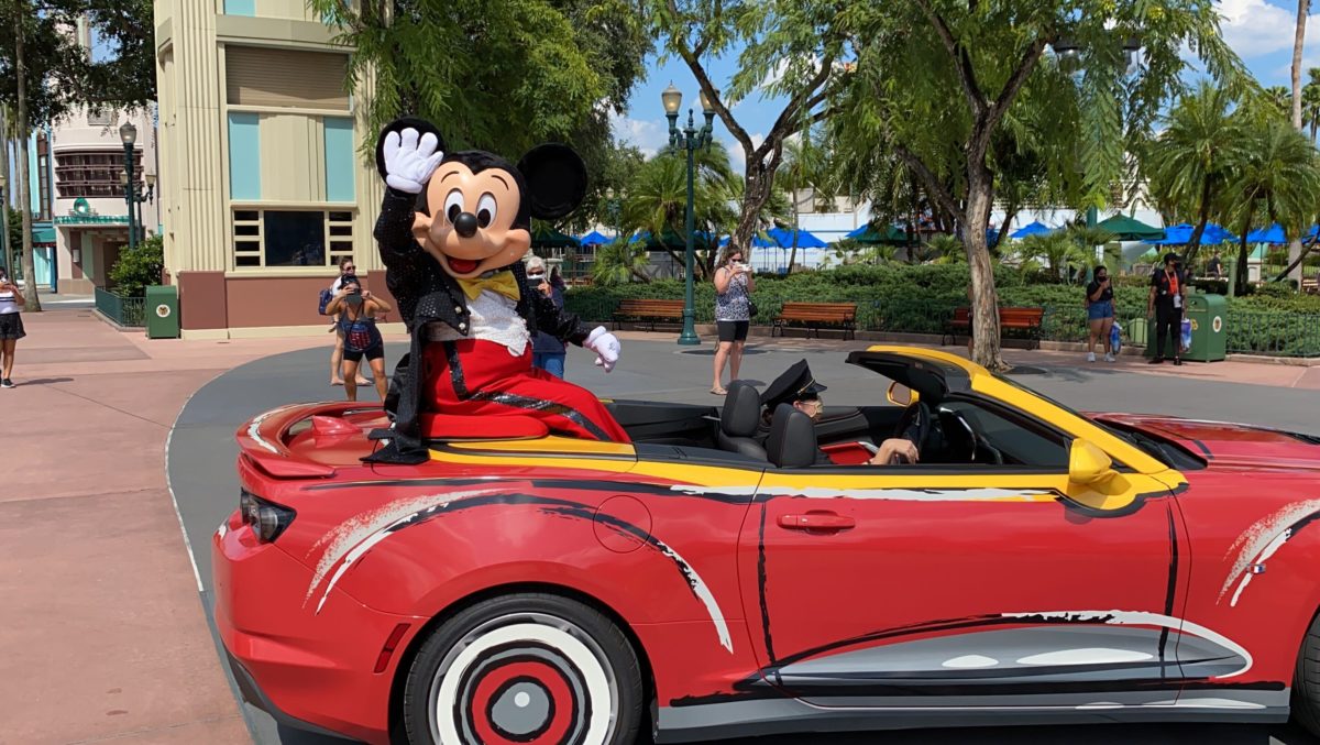 mickey hollywood studios calvacade