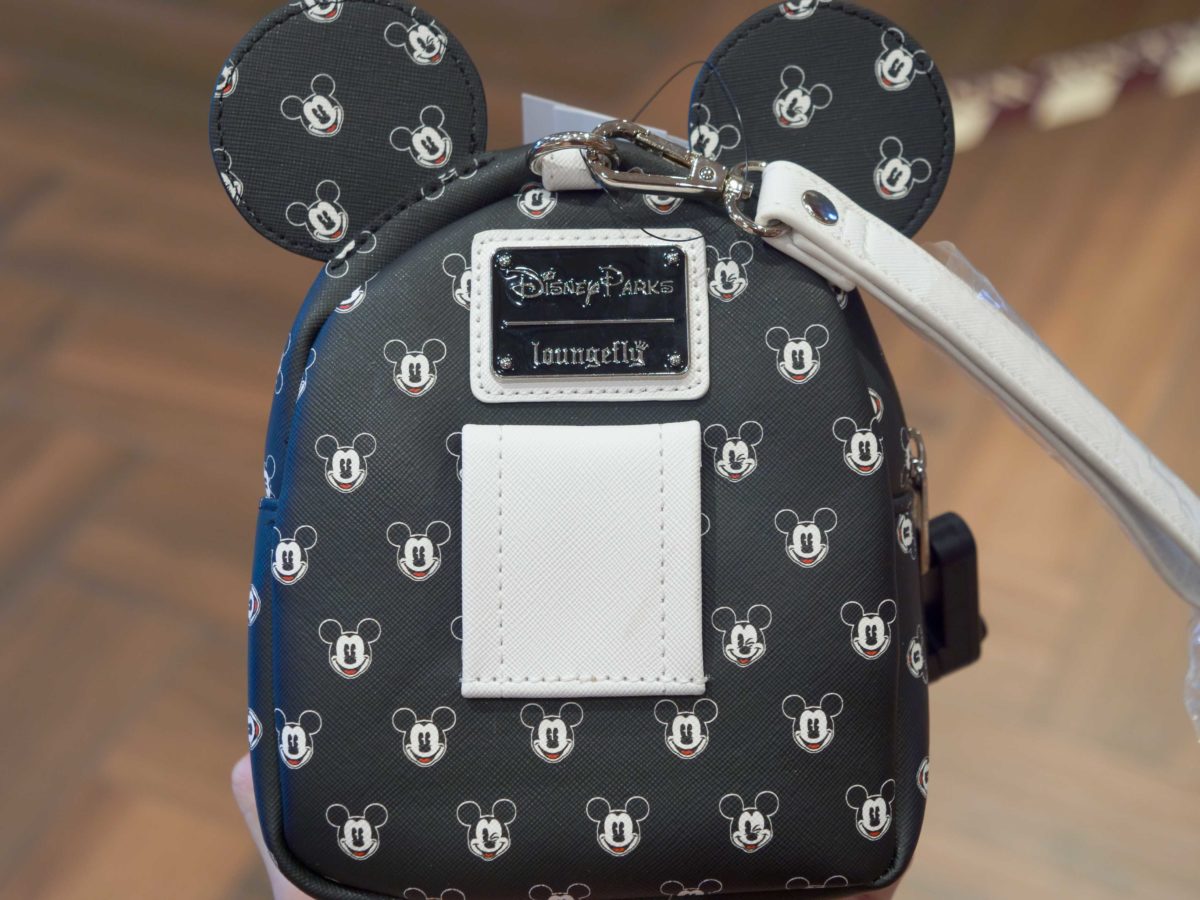 PHOTOS: New Classic Mickey Mouse Wristlet by Loungefly Brings Style to ...