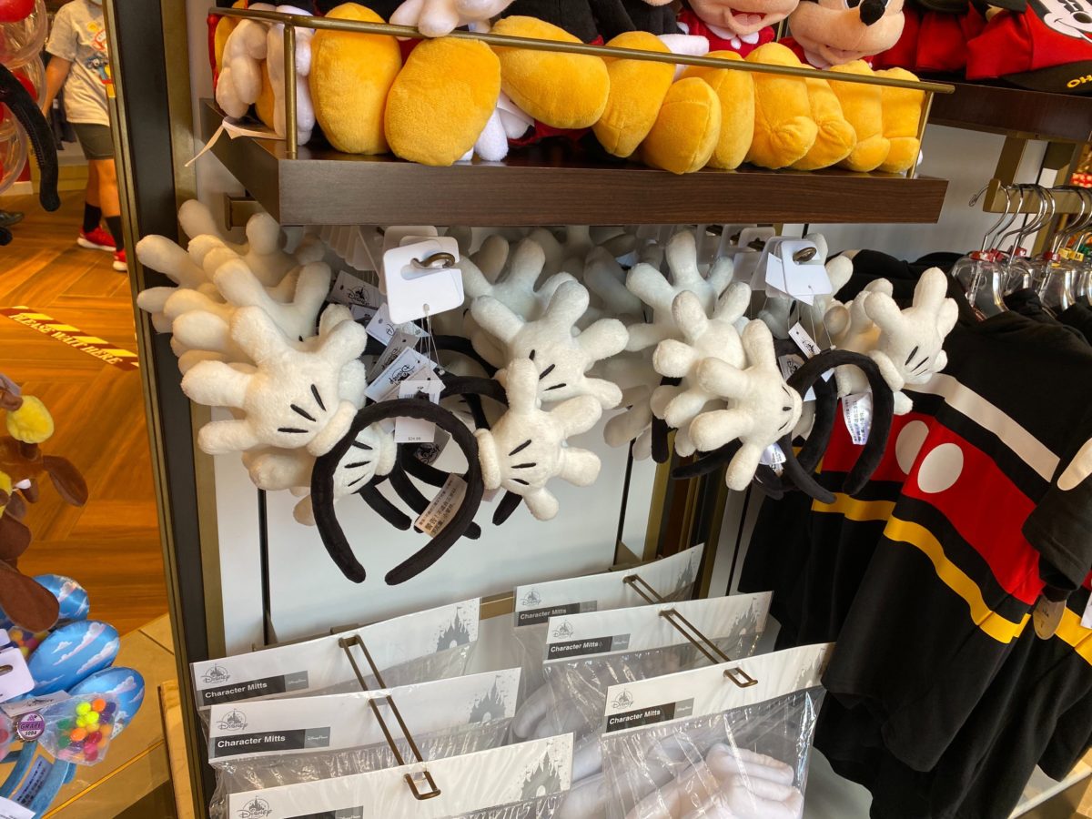 Mickey Mouse Glove Hand Headband Mickeys Of Hollywood Disneys Hollywood Studios 2 1200x900 