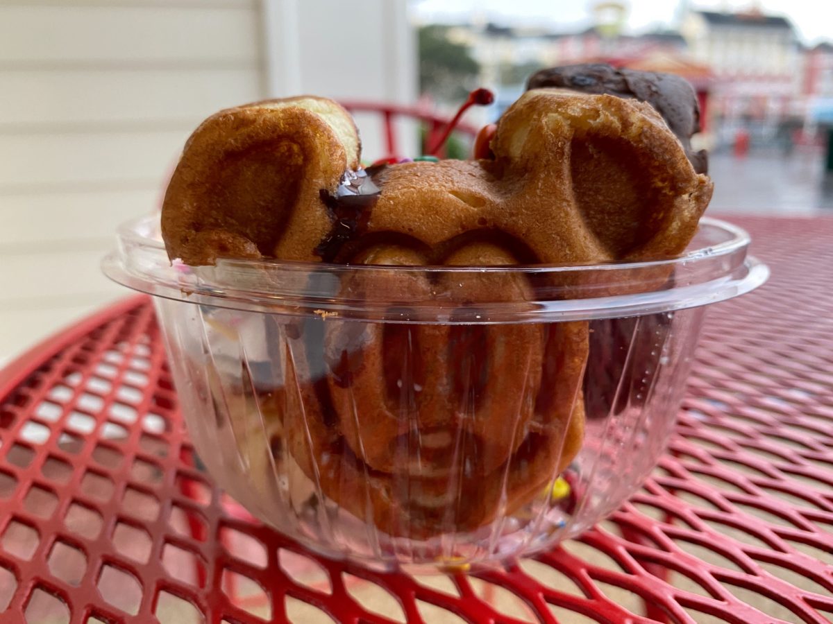 mickey waffle sundae boardwalk bakery disneys boardwalk 14