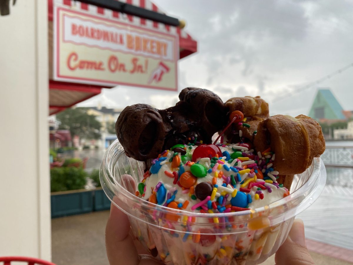 mickey waffle sundae boardwalk bakery disneys boardwalk 23