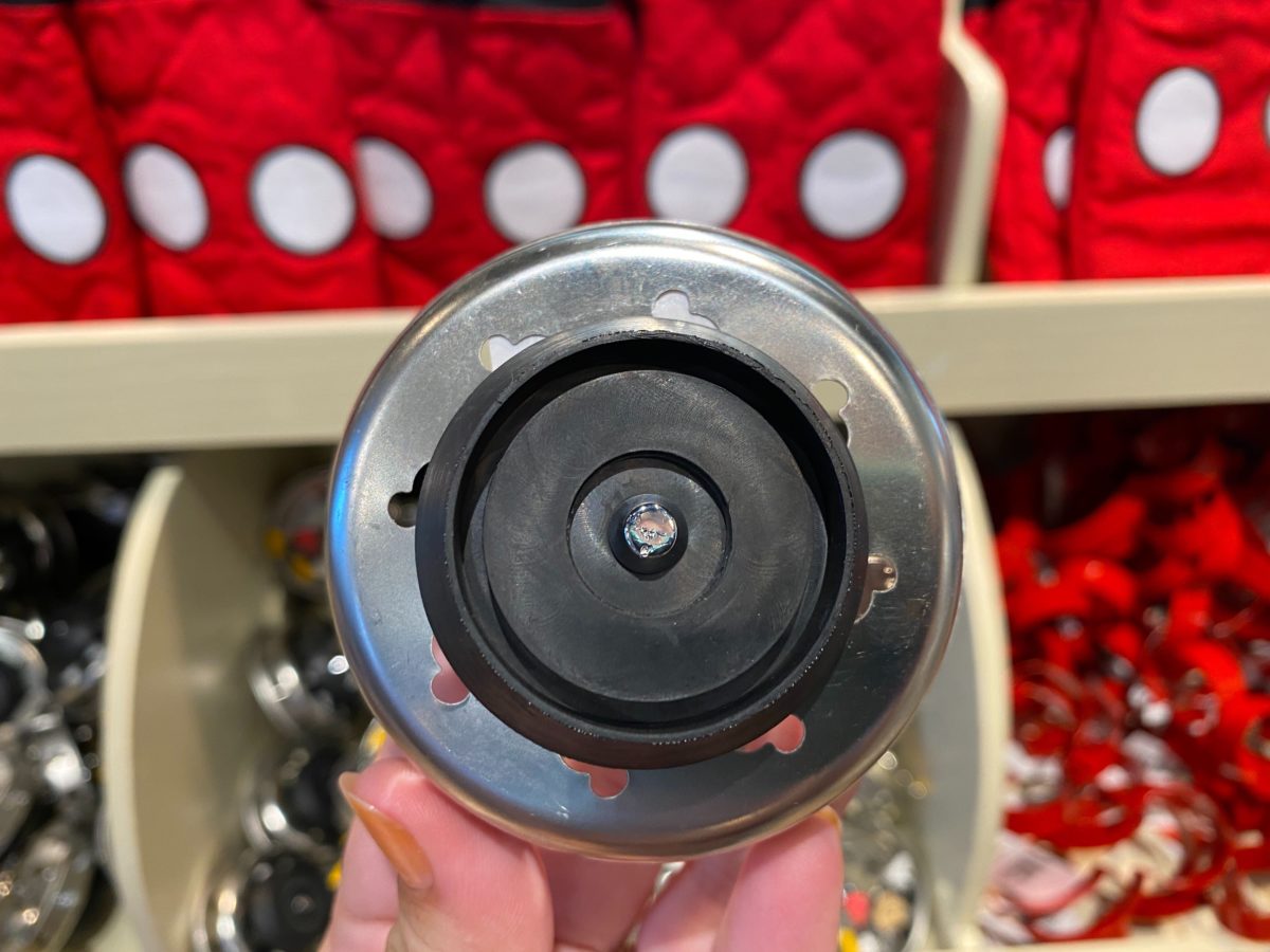 https://wdwnt-buzzy.s3.amazonaws.com/2020/07/mickey-whisk-and-sink-strainer-6-1200x900.jpg