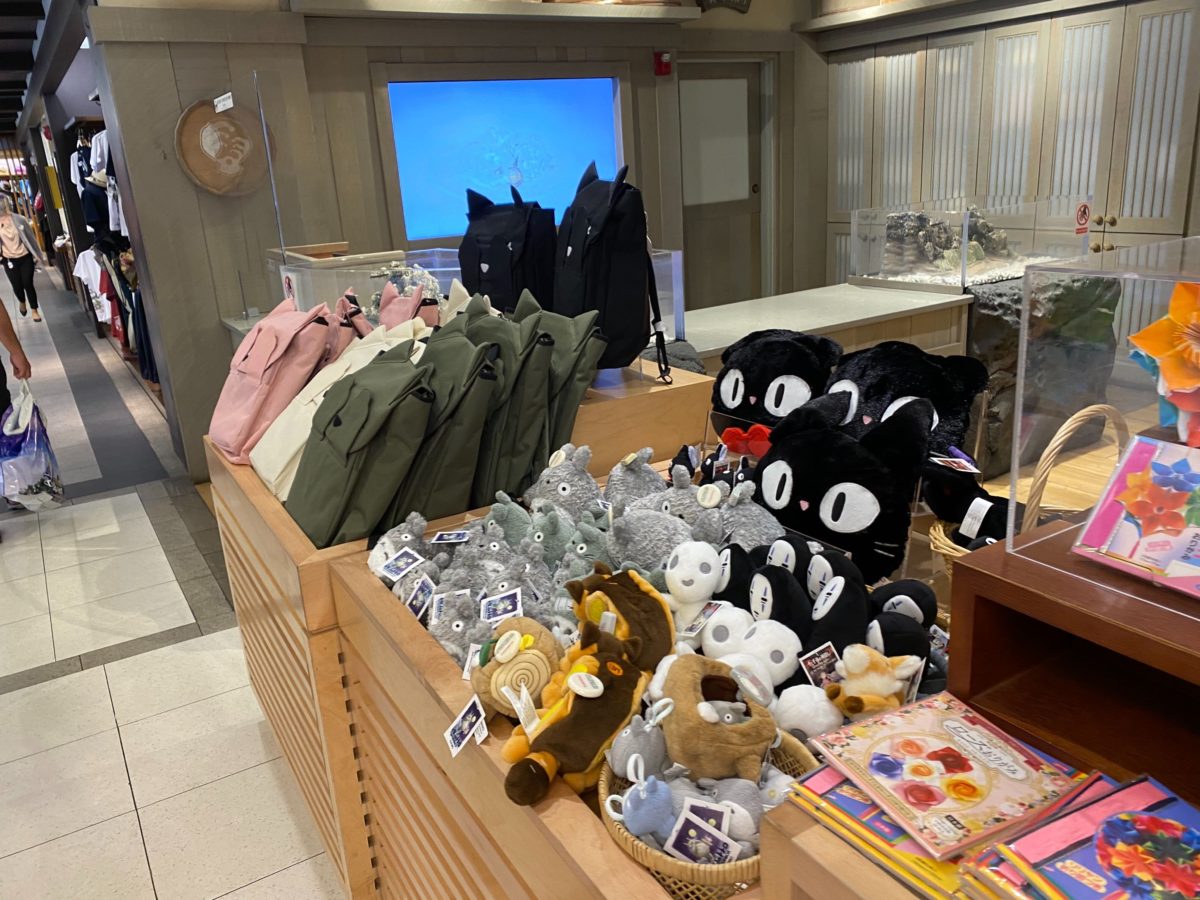 PHOTOS: Mitsukoshi Reopens in EPCOT's Japan Pavilion with New Face Masks &  Foot-Operated Hand Sanitizer Pumps - WDW News Today