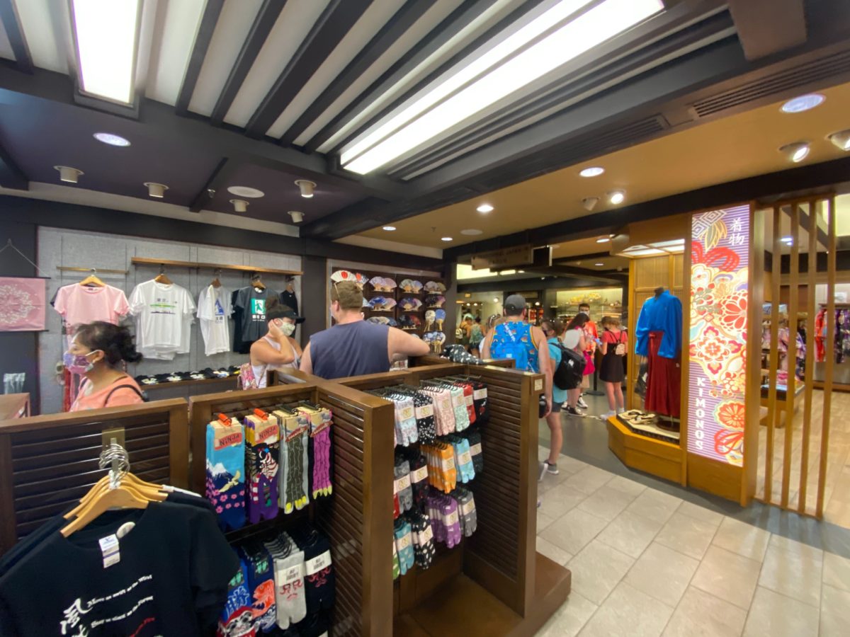 mitsokushi reopens at epcot