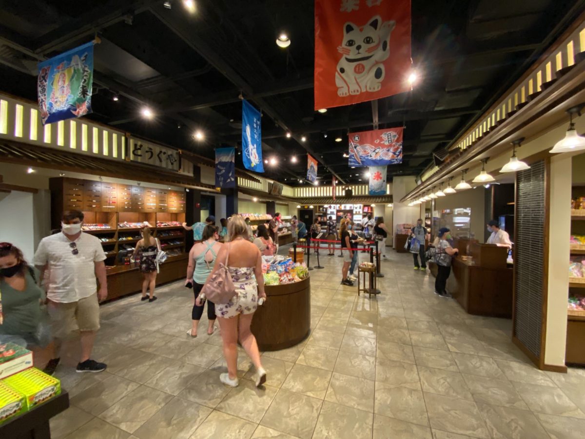 mitsokushi reopens at epcot