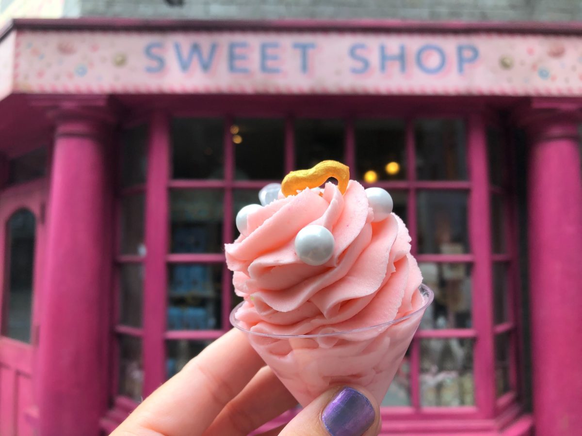 more no melt ice cream love potion pics diagon alley wizarding world usf review july2020 1