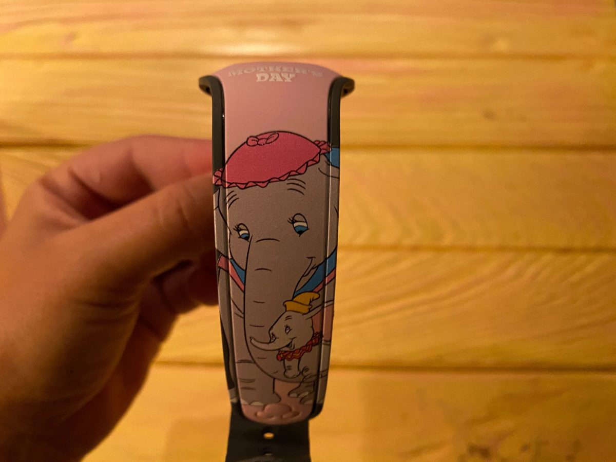 mothers day 2020 limited edition magicband mrs. jumbo dumbo discovery trading company disneys animal kingdom 4