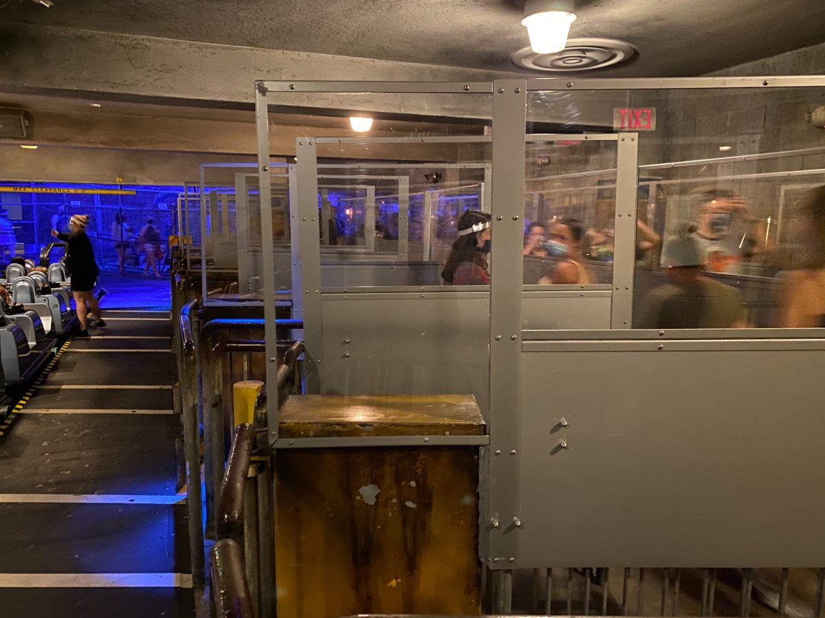 PHOTOS: Rock 'n' Roller Coaster Starring Aerosmith Rocks On with Vehicle  Cleaning & No Pre-Show at Disney's Hollywood Studios - WDW News Today