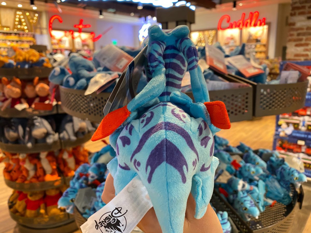 Photos New Pandora The World Of Avatar Shoulder Banshee Plush Flies Into Disney Springs Wdw 5921