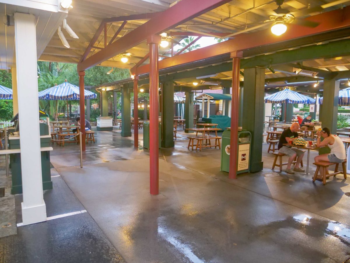 Sunset Ranch Market and Rosie's All American Cafe