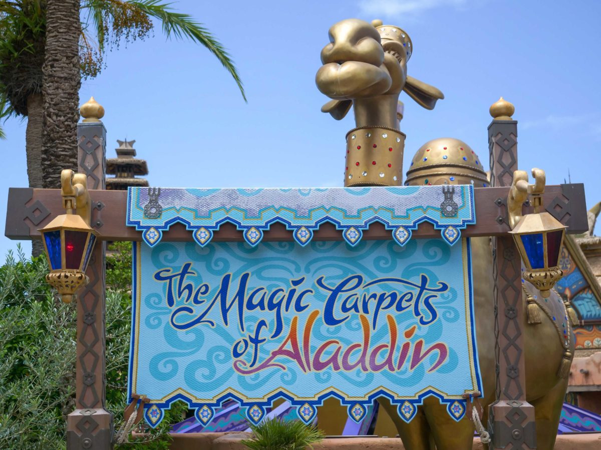 panchina sporco Vacanza aladdin magic carpet ride disney natura ...
