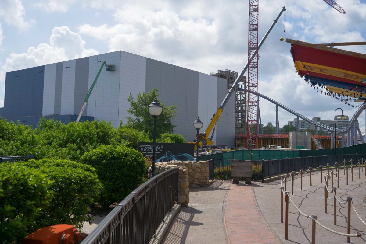 tron lightcycle run construction july 7th 2020 magic kingdom 4