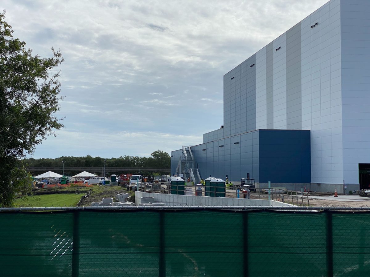 tron lightcycle run construction update magic kingdom july 28 2020 4